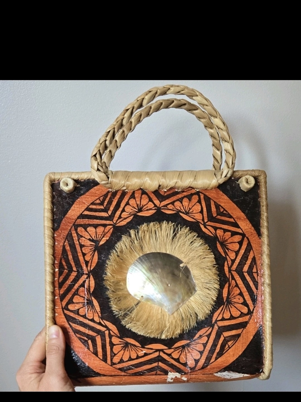 TONGA Handwoven Souvenir Handbag Purse Braided Handles Shell Inlay